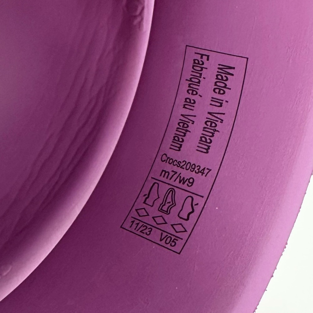 Crocs Stomp Clogs Bubble Platform - image 8